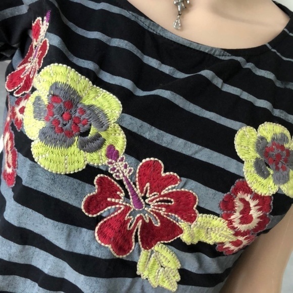 Outfitters asymmetrical hem Striped drawstring top - Picture 3 of 8